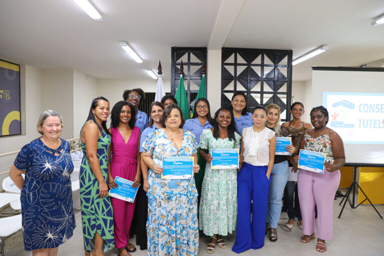 Novas conselheiras tutelares tomam posse em Santa Bárbara
