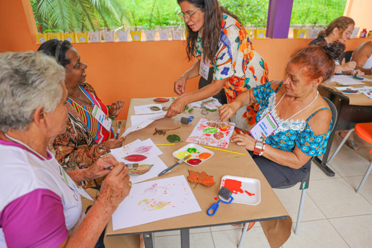 Santa Bárbara realiza o projeto Arte e Gentileza “Um Encontro para o bem-estar”