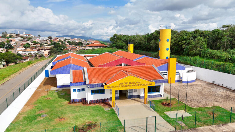 Inauguração de creche em Santa Bárbara